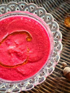 Una foto de Gazpacho de remolacha