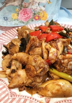 A picture of Fragrant Sweet and Spicy Chicken.