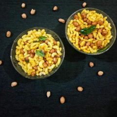 A picture of Peanut Murmura Namkeen.