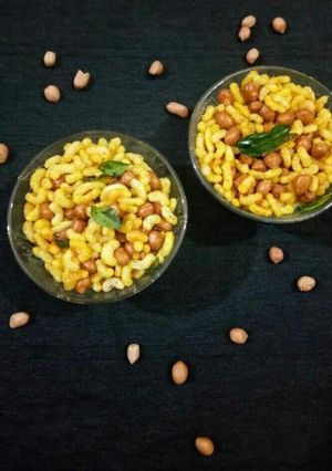 A picture of Peanut Murmura Namkeen.
