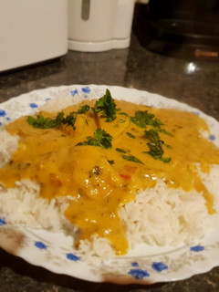 Indiai, joghurtos curry burgonyával(Aloo Kadhi) recept fotója