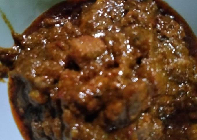 Rendang daging sapi