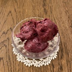 Blueberry frozen yogurt ice cream, ready to eat in 5 mins! A picture of Blueberry frozen yogurt ice cream, ready to eat in 5 mins!.