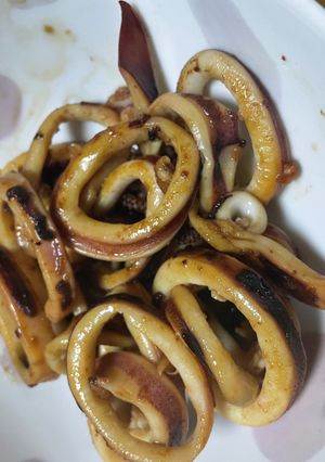 A picture of Grilled Squid with Savory Soy Sauce.