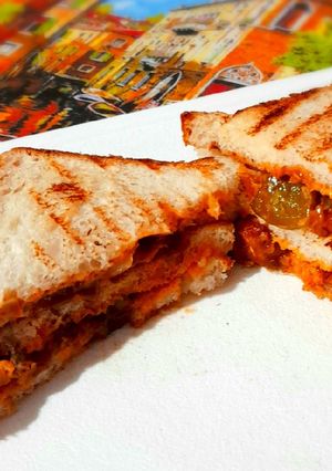 A picture of Grilled Paneer Chilli Sandwich.