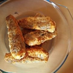 A picture of Fried fish.