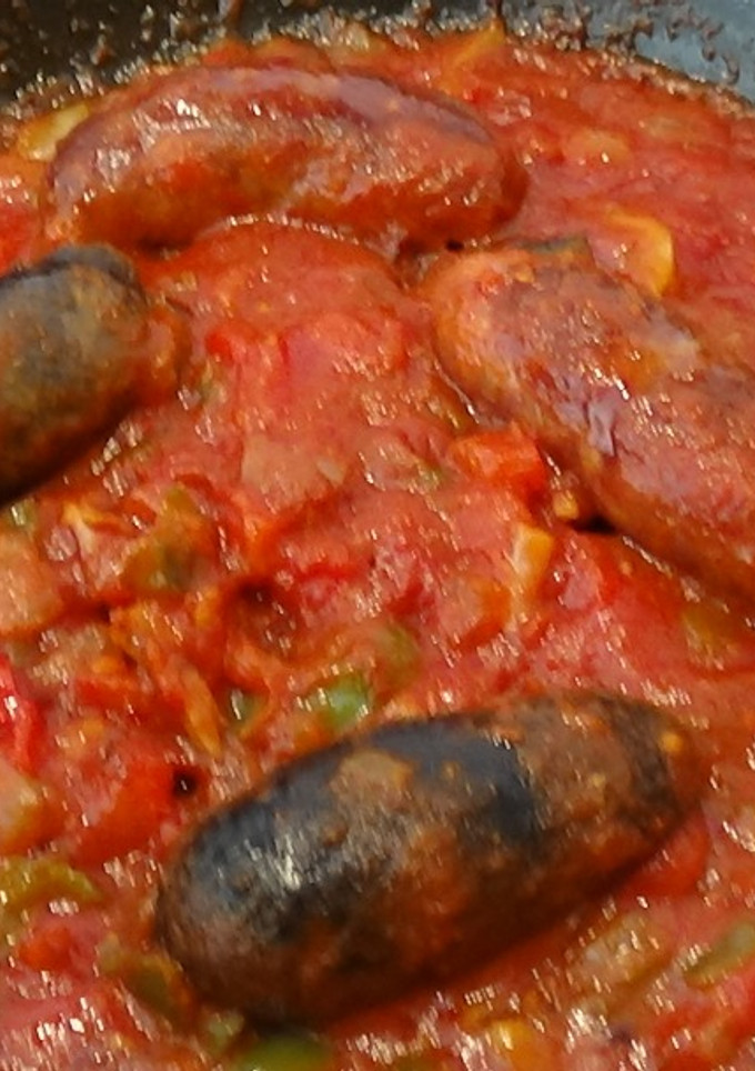 Una foto de Embutido con tomate