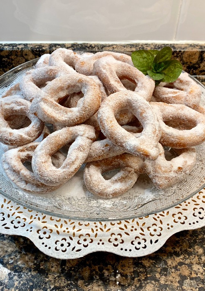 Una foto de Roscas de naranja y ricotta