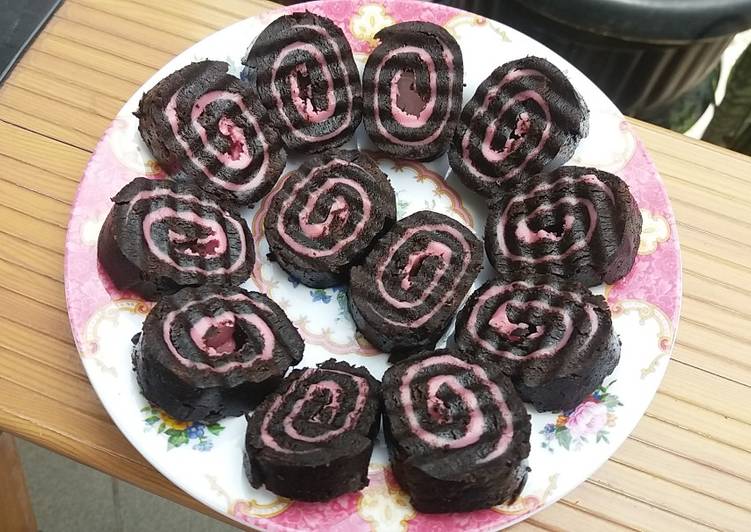 532. Oreo strawberry roll 2 bahan