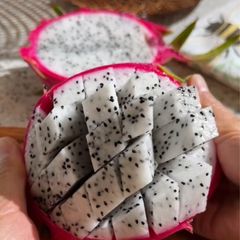 A picture of How To Cut Dragon Fruit.