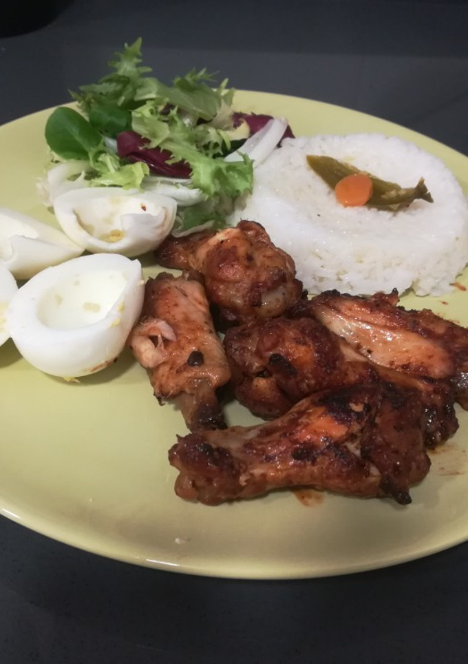 Una foto de Alitas de pollo con salsa Barbacoa al horno