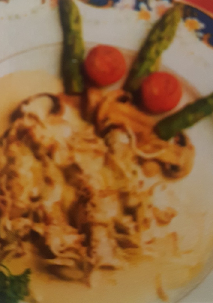 Una foto de Champiñones a la crema de anchoas