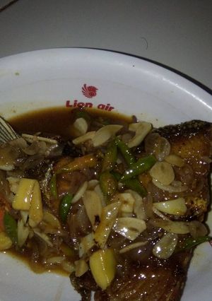 Foto resep Ikan bawal saus tiram pedasssss sederhana