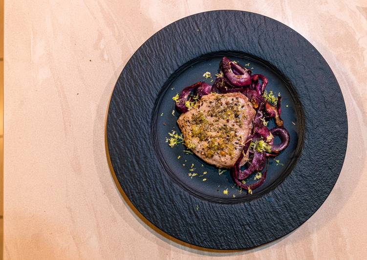 Tonno al vapore con scorza di lime e menta