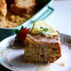 A picture of Lemon cake.