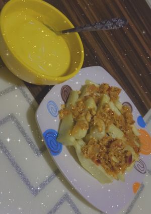 A picture of Yam fingers and egg sauce with custard.