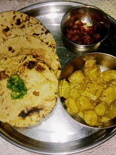 मक्का की रोटी(makka ki roti recipe in hindi) रेसिपी मुख्य फोटो