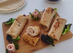 Une photo de Crêpes salées à la farine d’épeautre au jambon/béchamel