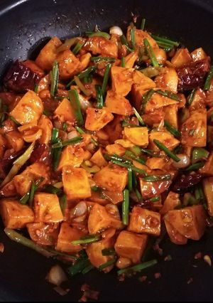 A picture of Kung Pao Potatoes.