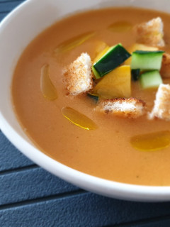 Una foto de Gazpacho de melocotón