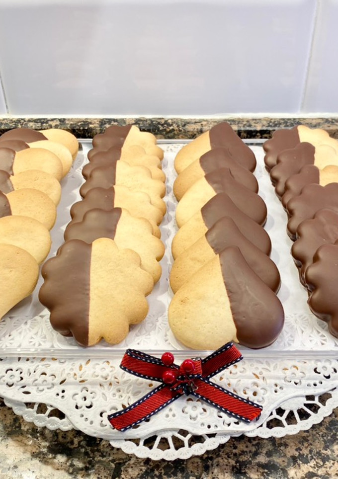 Una foto de Galletas con mantequilla y chocolate “sin gluten”