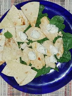 Mascarponés csirkemell spenóttal recept fotója