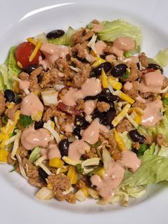 Una foto de Ensalada de ternera "estilo tacos"