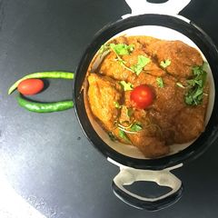 A picture of Chicken Tikka Masala.
