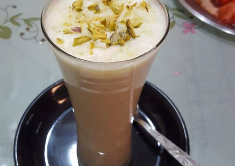 Kalakand lassi
