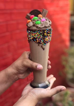 A picture of Loaded shake/ Chocolate Milk shake.