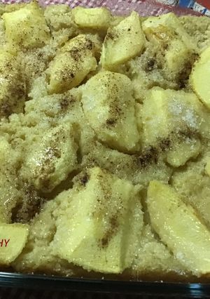 Una foto de Clafoutis con limón y manzanas a la canela