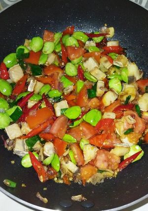 Foto resep Tumis Pete Ikan Asin Jambal Roti
