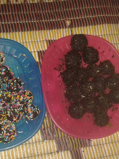 صورة لوصفة حلو الكرات(بولز)