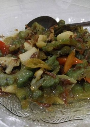 Foto resep Oseng Pare Teri Pedas