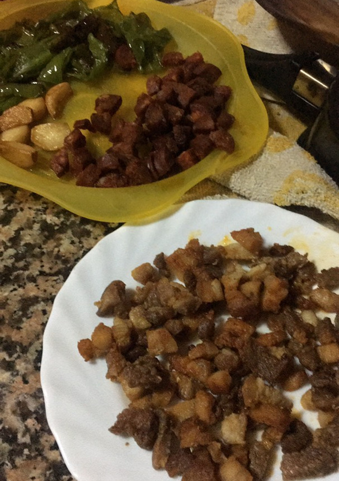 Una foto de Migas de pan sobrante