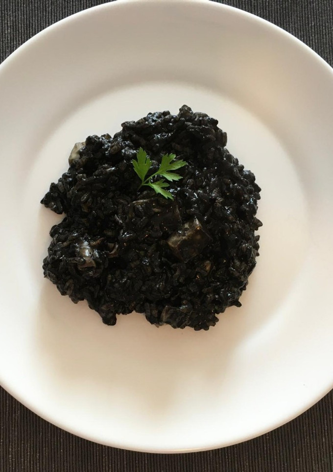 Una foto de Arròs negre 🦑