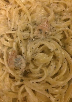 Une photo de Spaghettis au roquefort et basilic