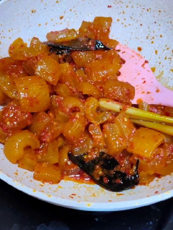 Cara Mudah Menyiapkan Resep  Oseng kikil mercon balado yang Lezat, Bikin Ketagihan