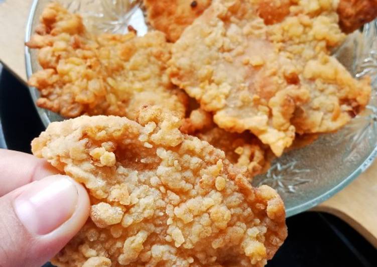 Bagaimana Menyiapkan Kulit Ayam Crispy Ala Richeese Factory Anti Gagal