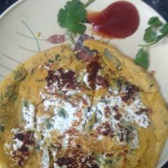 A picture of Besan chilla.