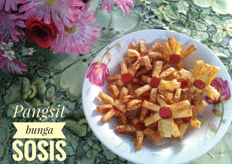 Resep Pangsit bunga sosis oleh Desy Adriansyah - Cookpad