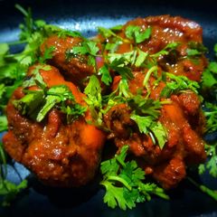 A picture of Hyderabadi red chicken.