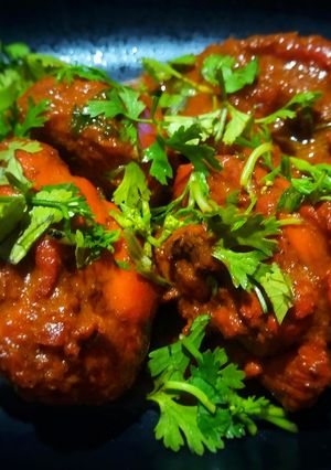 A picture of Hyderabadi red chicken.