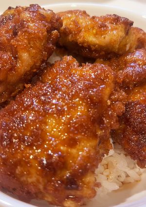 A picture of Pork Loin and Cheese Sauce Katsu Donburi.