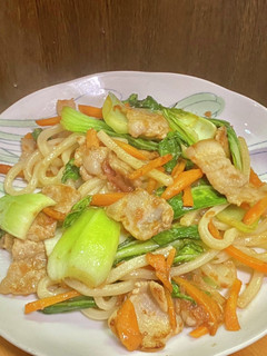 A picture of Yaki Udon with Umeboshi.