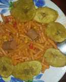 Macarrones con queso y salchicha