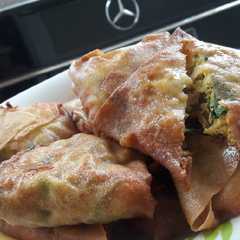 A picture of Martabak Ayam.