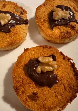 Una foto de GALLETITAS DE COCO, ALMENDRAS y NUECES (sin gluten)