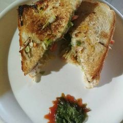 A picture of Vegtable sandwhich.