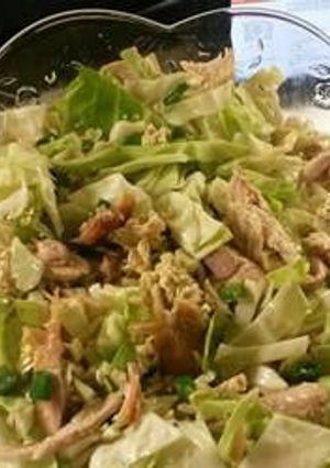 A picture of Chinese Chicken Salad.